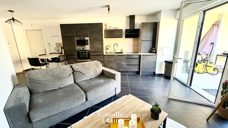 Appartement - 43 m² - 2 pièces