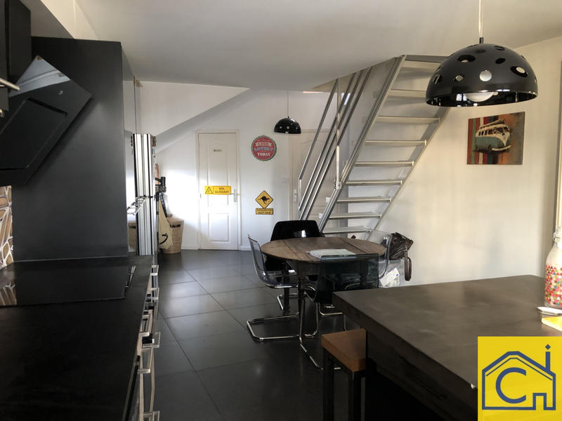 Maison - 90 m² - 3 pièces