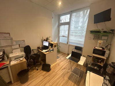 Local commercial - 15 m² - 1 pièce