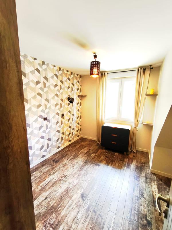 Maison - 80 m² - 3 pièces