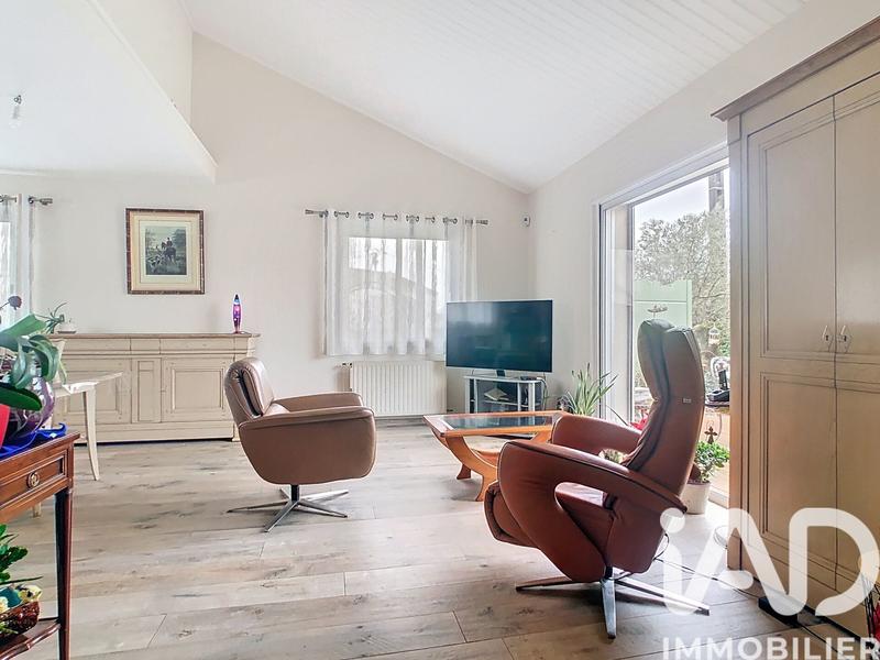 Maison - 166 m² - 8 pièces