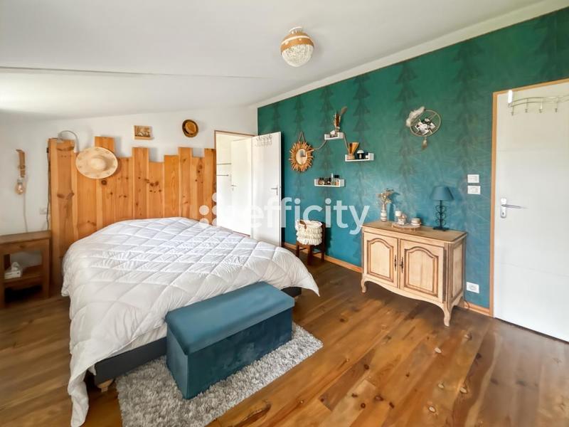 Maison - 192 m² - 6 pièces