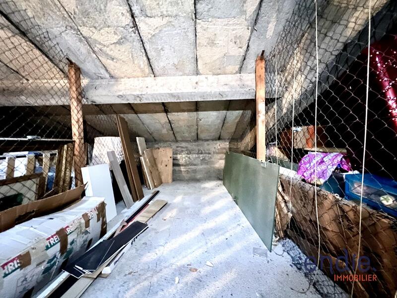 Appartement - 98 m² - 4 pièces