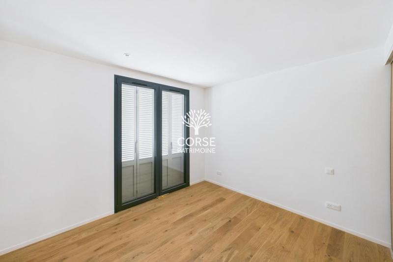 Appartement - 85 m² - 3 pièces