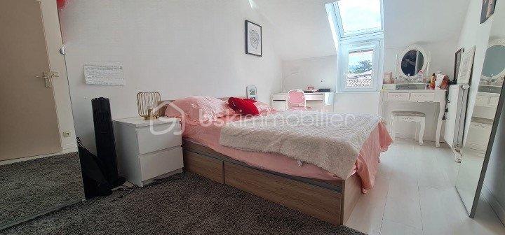 Duplex - 92 m² - 5 pièces