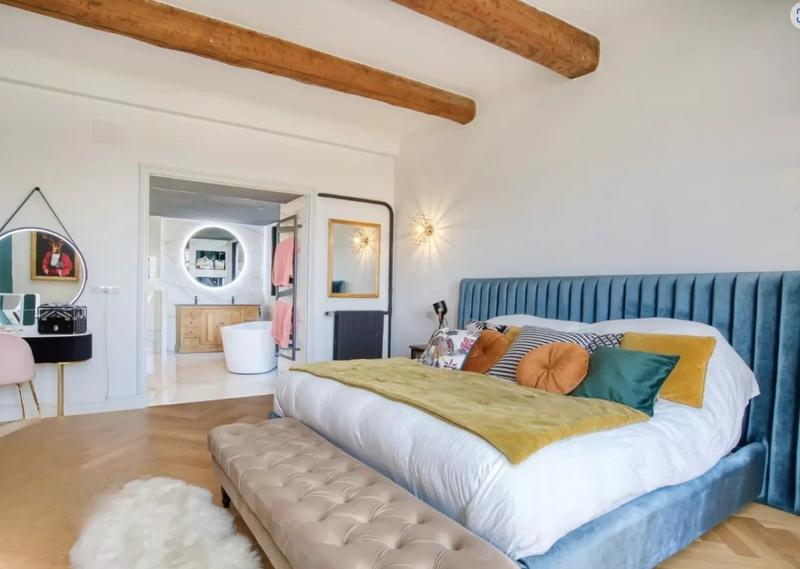 Bastide - 650 m² - 15 pièces