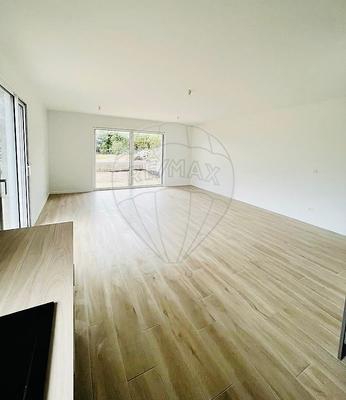 Maison jumelée - 104 m² - 4 pièces