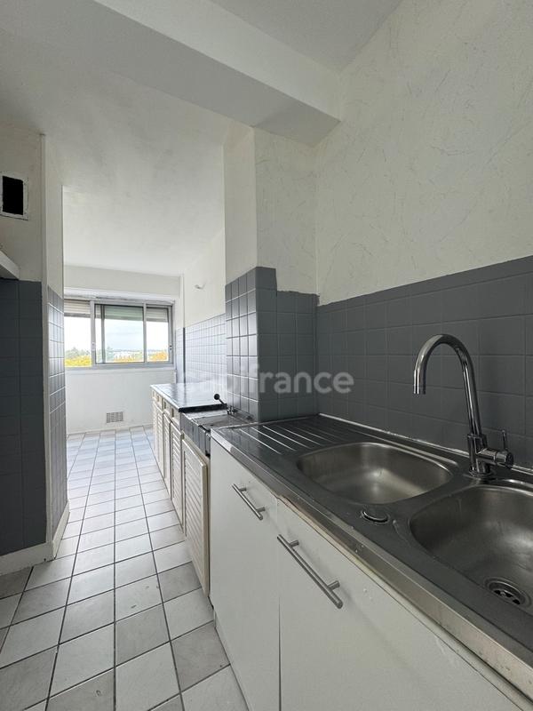 Appartement - 76 m² - 4 pièces