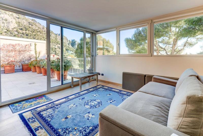 Appartement - 90 m² - 3 pièces