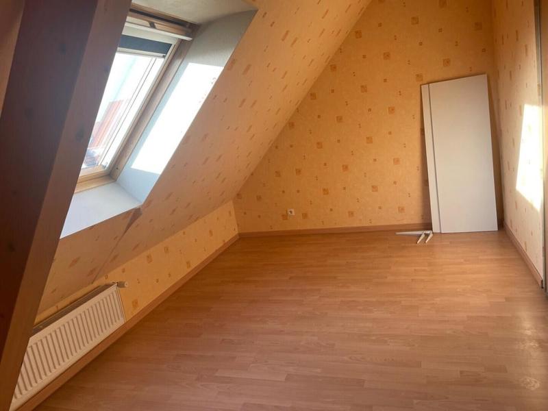 Maison - 97 m² - 6 pièces