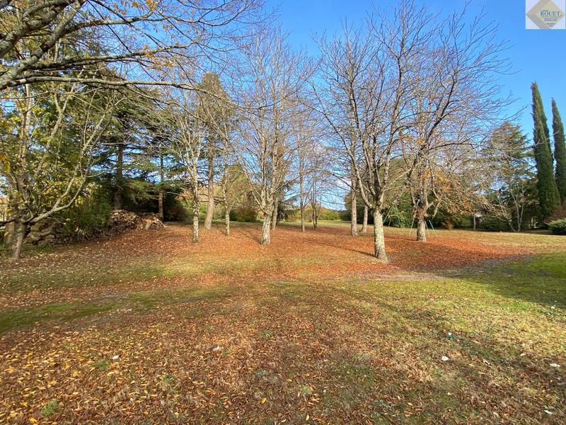 Maison - 346 m² - 9 pièces