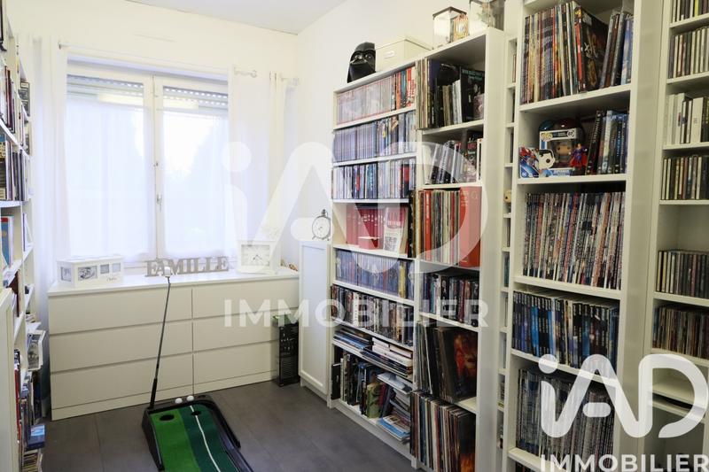 Maison - 225 m² - 9 pièces