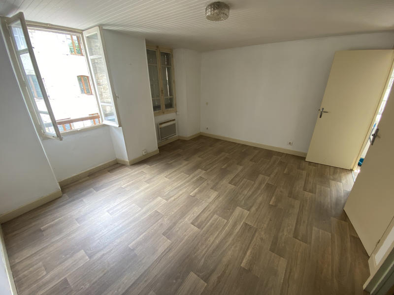 Immeuble - 75 m² - 4 pièces