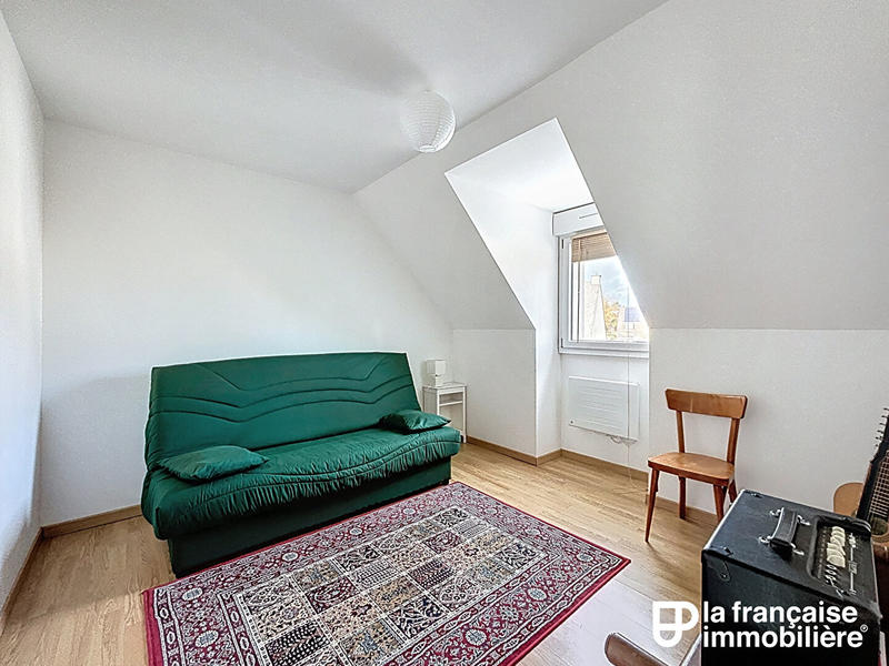 Maison - 94 m² - 5 pièces