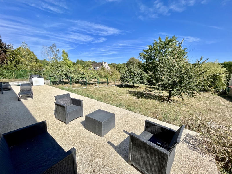 Maison - 198 m² - 7 pièces