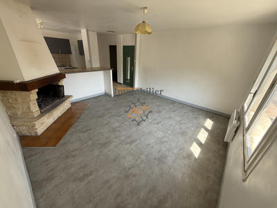 Appartement - 90 m² - 4 pièces