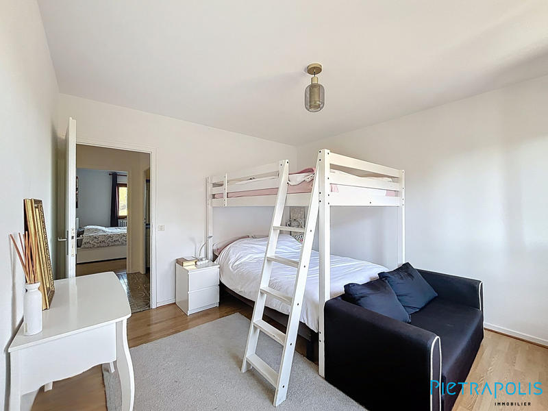 Appartement - 121 m² - 5 pièces