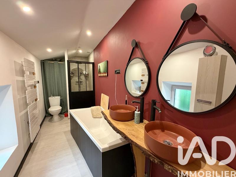 Maison - 275 m² - 6 pièces