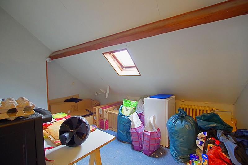 Immeuble - 84 m² - 3 pièces