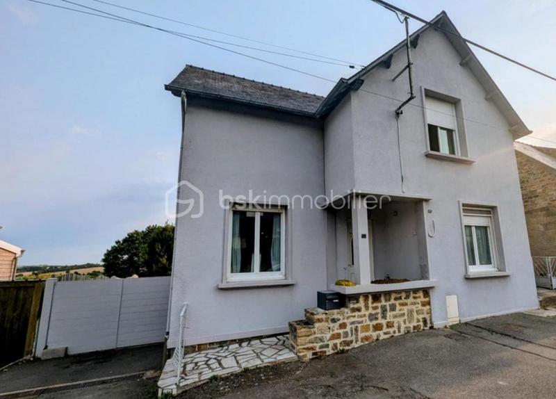 Maison - 189 m² - 8 pièces