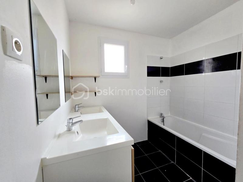 Maison - 109 m² - 5 pièces