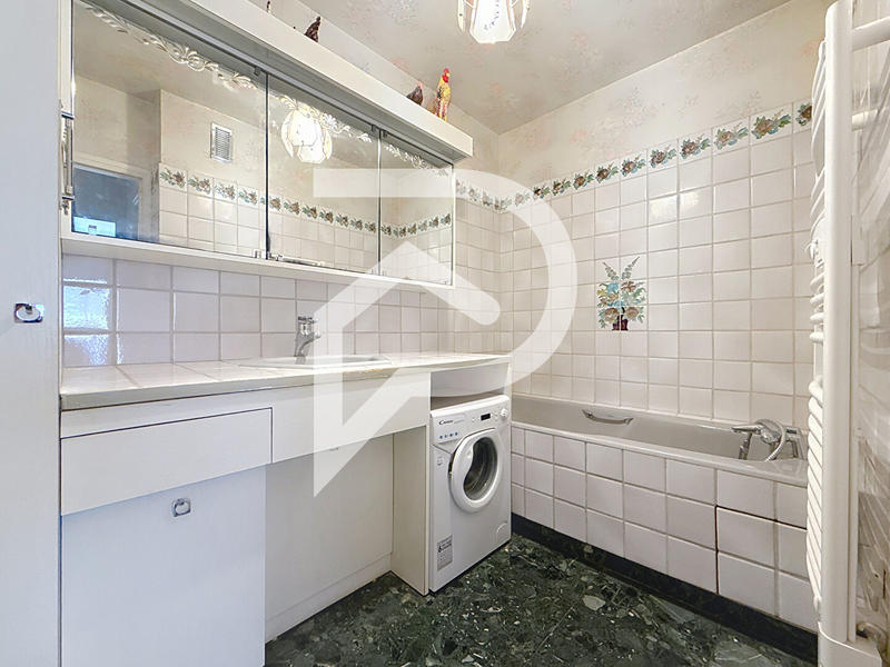 Appartement - 103 m² - 5 pièces