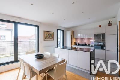 Appartement - 93 m² - 4 pièces