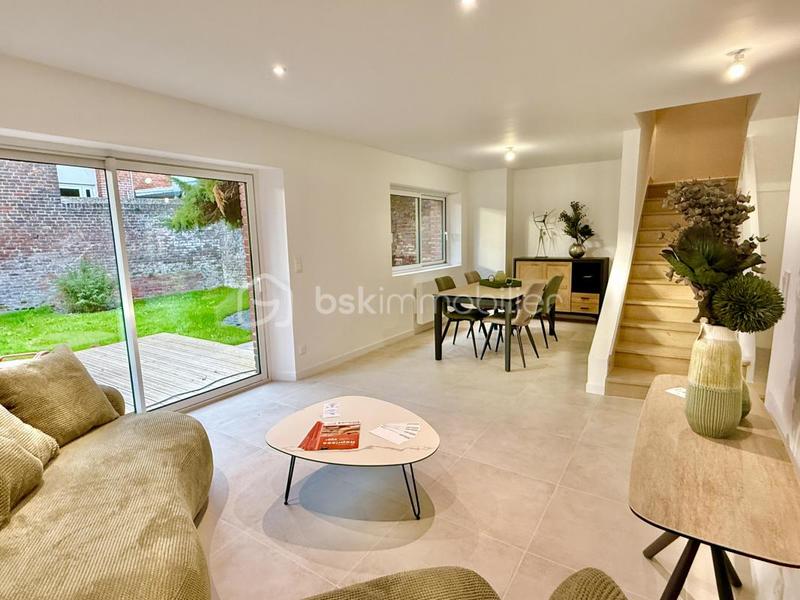 Maison - 165 m² - 6 pièces