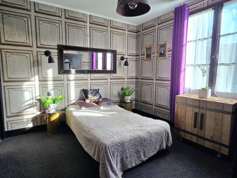 Maison - 206 m² - 14 pièces