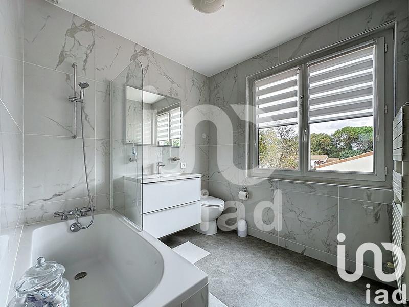 Maison - 157 m² - 7 pièces