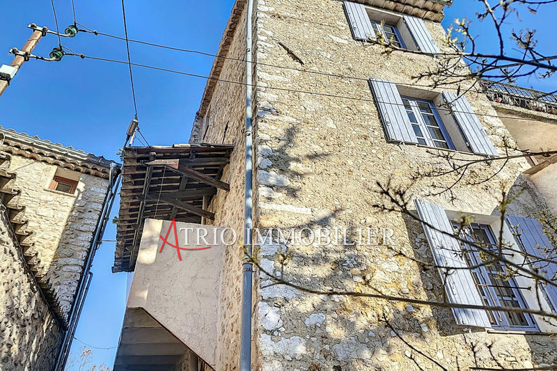 Maison de village - 90 m² - 5 pièces