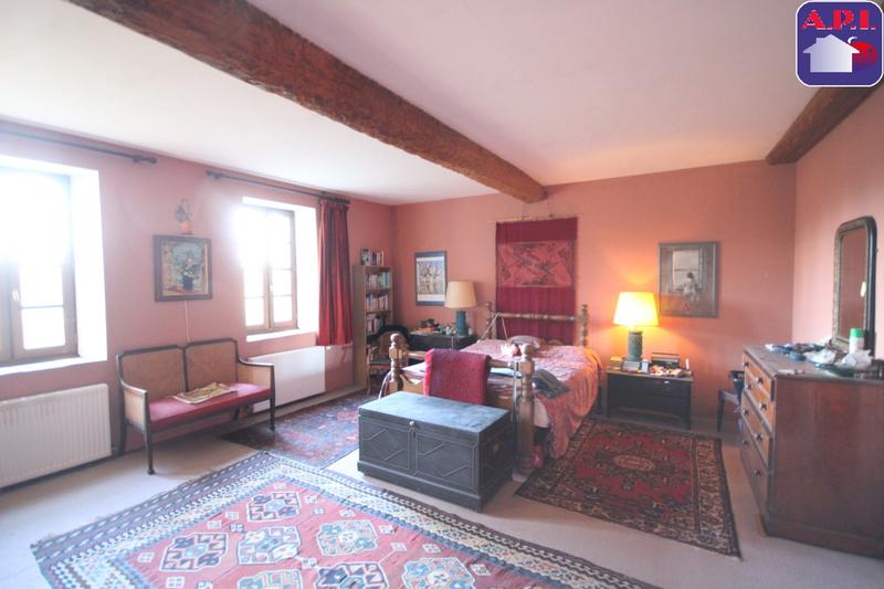 Maison - 224 m² - 6 pièces