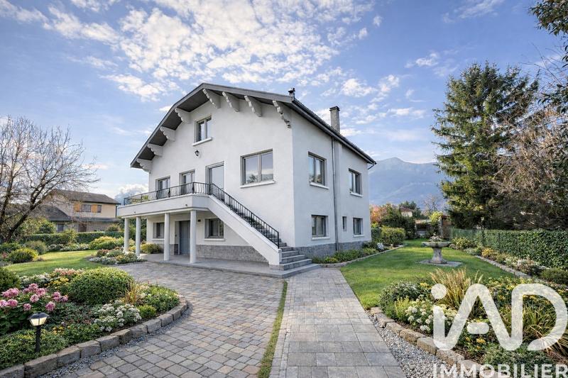 Maison - 145 m² - 7 pièces