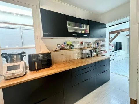 Maison - 83 m² - 6 pièces
