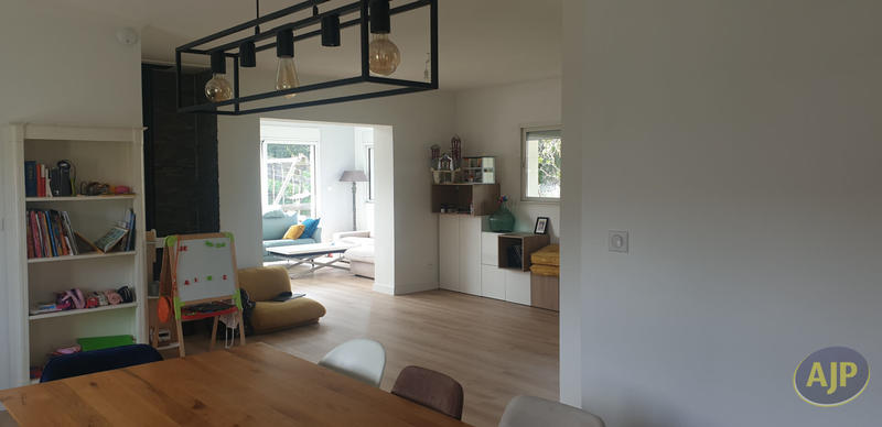 Maison - 127 m² - 5 pièces