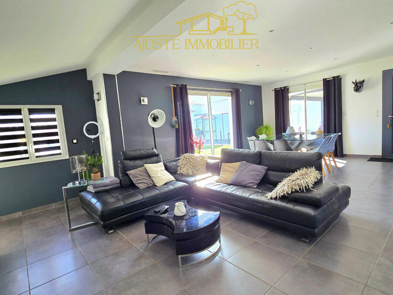 Propriété - 130 m² - 4 pièces