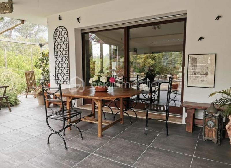 Villa - 140 m² - 4 pièces