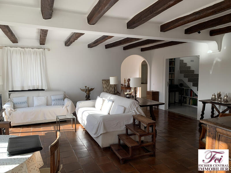 Maison traditionnelle - 120 m² - 3 pièces