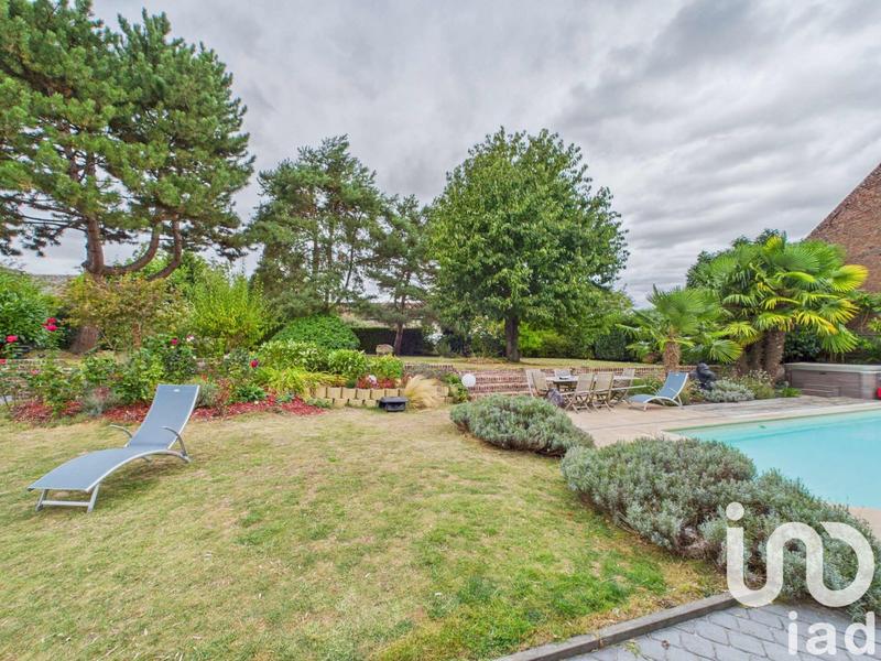 Maison - 315 m² - 11 pièces