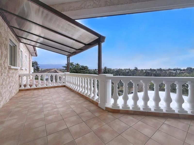 Pavillon - 197 m² - 5 pièces