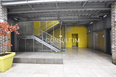 Bureau - 350 m² - 1 pièce