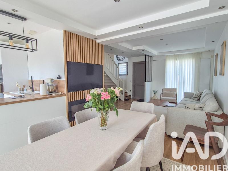 Maison - 131 m² - 7 pièces