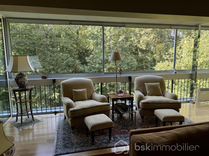 Appartement - 197 m² - 6 pièces