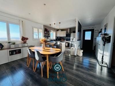 Maison - 92 m² - 4 pièces