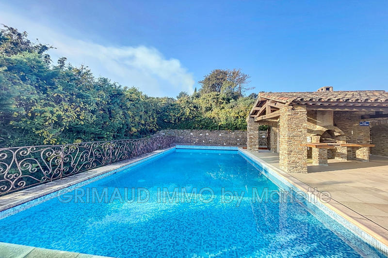 Maison - 498 m² - 10 pièces