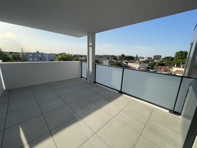 Appartement - 66 m² - 3 pièces