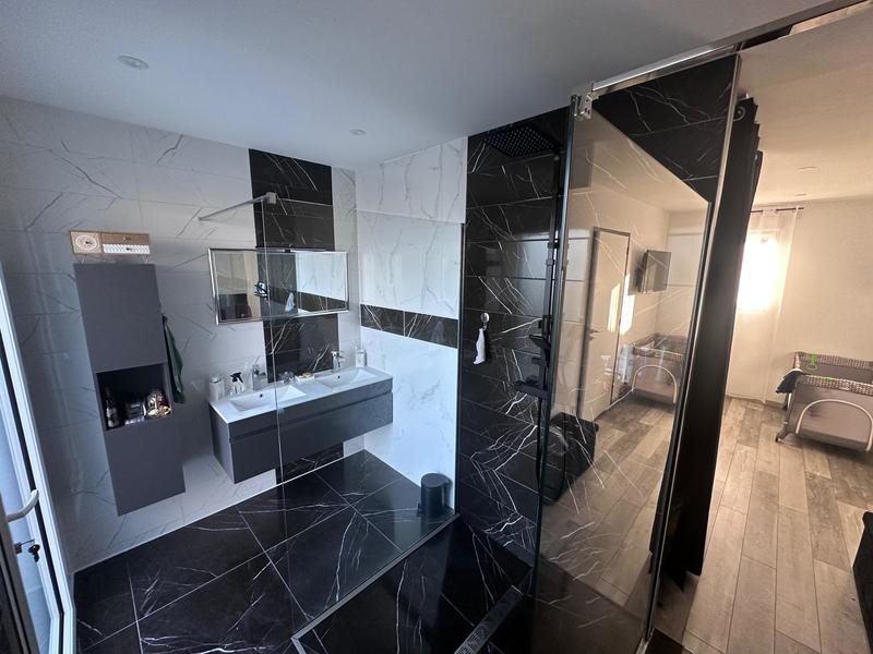 Maison - 156 m² - 6 pièces