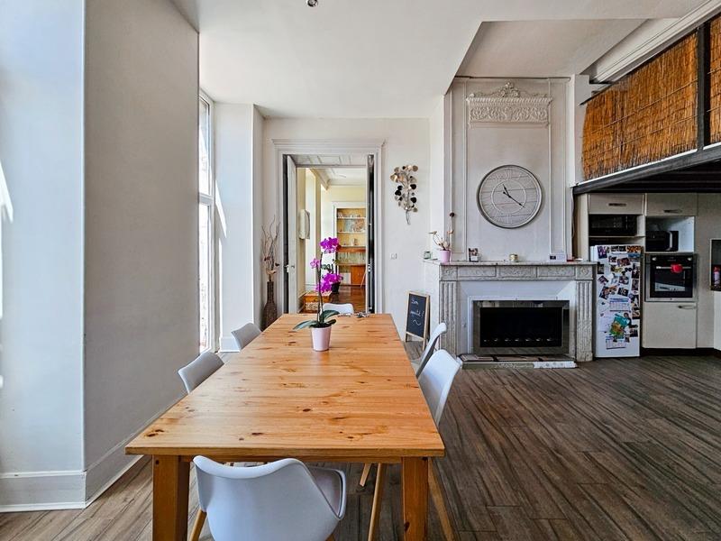 Appartement bourgeois - 128 m² - 6 pièces