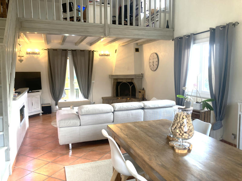 Maison - 146 m² - 7 pièces