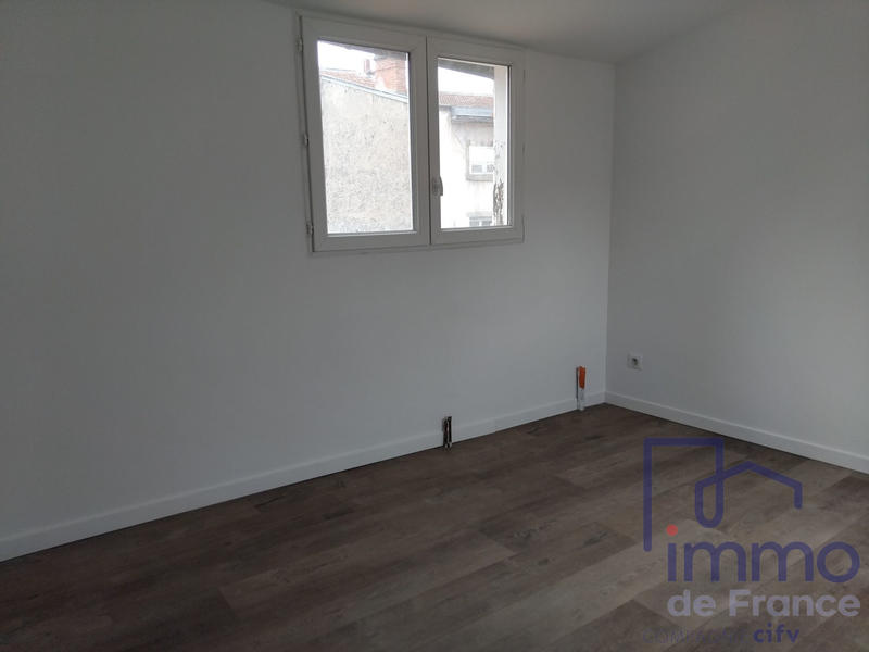 Appartement - 79 m² - 4 pièces